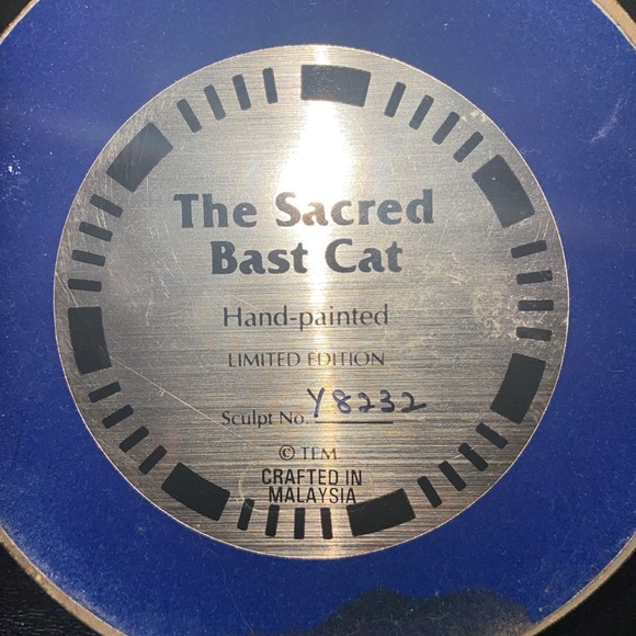 Egyptian Collectible Glass Dome - Picture 6 of 6